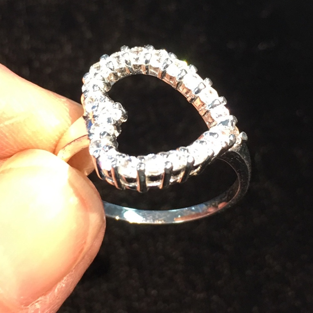 SILVER RING - Picture 2 of 4